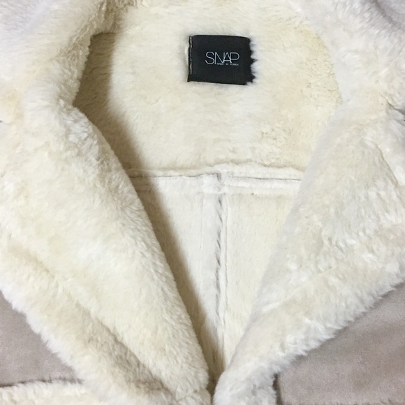 Faux sheared sheep skin coat - Picture 5 of 6